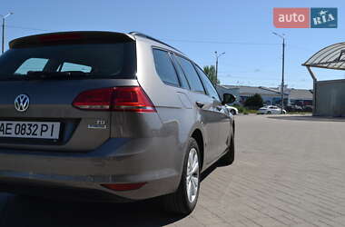 Универсал Volkswagen Golf 2015 в 