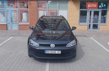 Универсал Volkswagen Golf 2015 в Староконстантинове