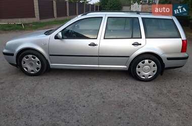 Универсал Volkswagen Golf 2000 в 