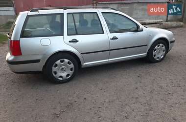 Универсал Volkswagen Golf 2000 в 