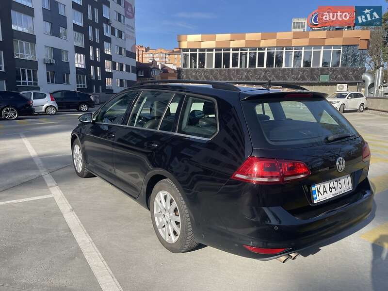 Универсал Volkswagen Golf 2016 в Ирпене