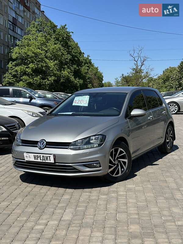 Volkswagen Golf 2019