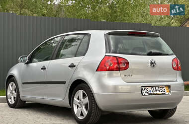 Хэтчбек Volkswagen Golf 2006 в 