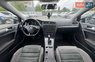 Універсал Volkswagen Golf 2019 в 