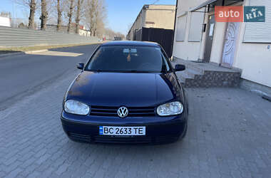 Хэтчбек Volkswagen Golf 2002 в Львове