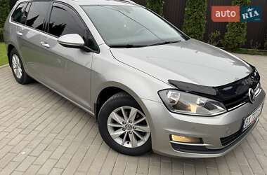 Универсал Volkswagen Golf 2015 в Житомире