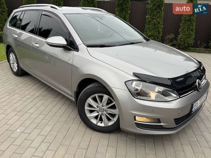 Універсал Volkswagen Golf 2015 в 