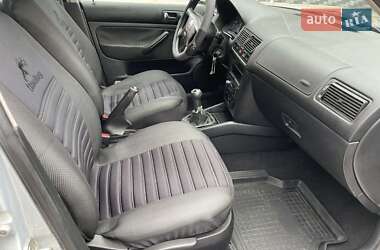 Універсал Volkswagen Golf 2000 в 