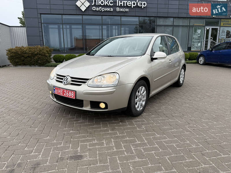 Хэтчбек Volkswagen Golf 2005 в Белой Церкви