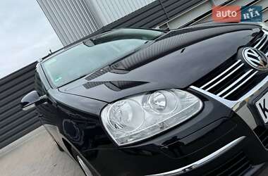 Універсал Volkswagen Golf 2008 в 