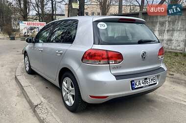 Хэтчбек Volkswagen Golf 2009 в 