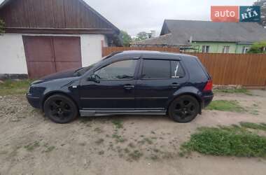 Універсал Volkswagen Golf 2001 в Житомирі