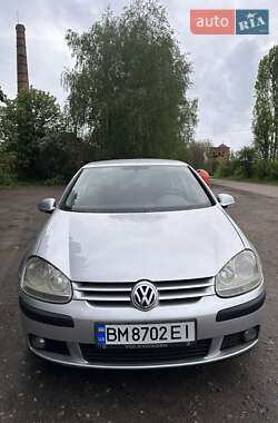 Хэтчбек Volkswagen Golf 2005 в Сумах
