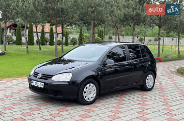 Хетчбек Volkswagen Golf 2004 в 