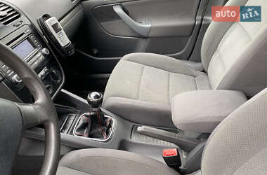 Хетчбек Volkswagen Golf 2005 в 