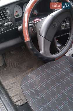 Хетчбек Volkswagen Golf 1995 в 
