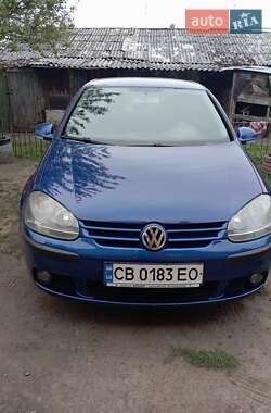 Хетчбек Volkswagen Golf 2004 в Мені