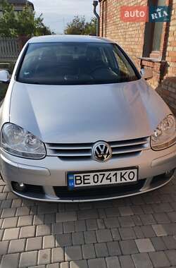 Хетчбек Volkswagen Golf 2006 в Первомайську