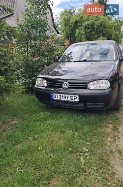 Хэтчбек Volkswagen Golf 2001 в Лубнах