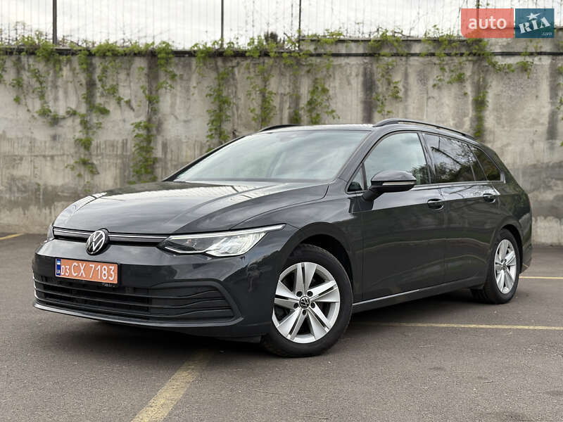 Универсал Volkswagen Golf 2021 в 