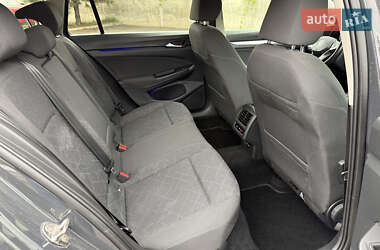 Универсал Volkswagen Golf 2021 в 