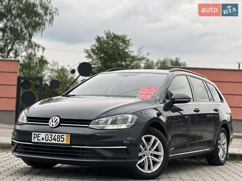 Універсал Volkswagen Golf 2020 в 