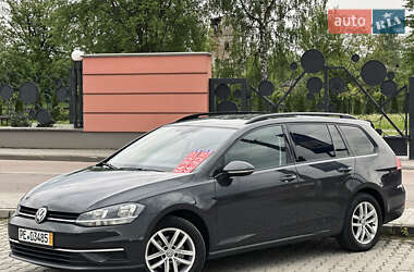 Універсал Volkswagen Golf 2020 в 