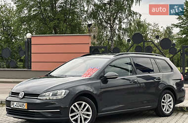 Універсал Volkswagen Golf 2020 в 
