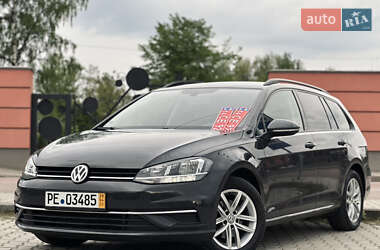 Універсал Volkswagen Golf 2020 в 