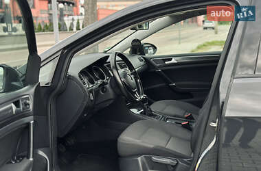 Універсал Volkswagen Golf 2020 в 