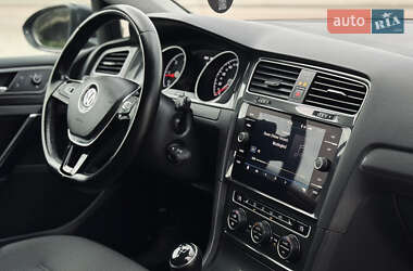 Універсал Volkswagen Golf 2020 в 