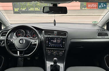Універсал Volkswagen Golf 2020 в 