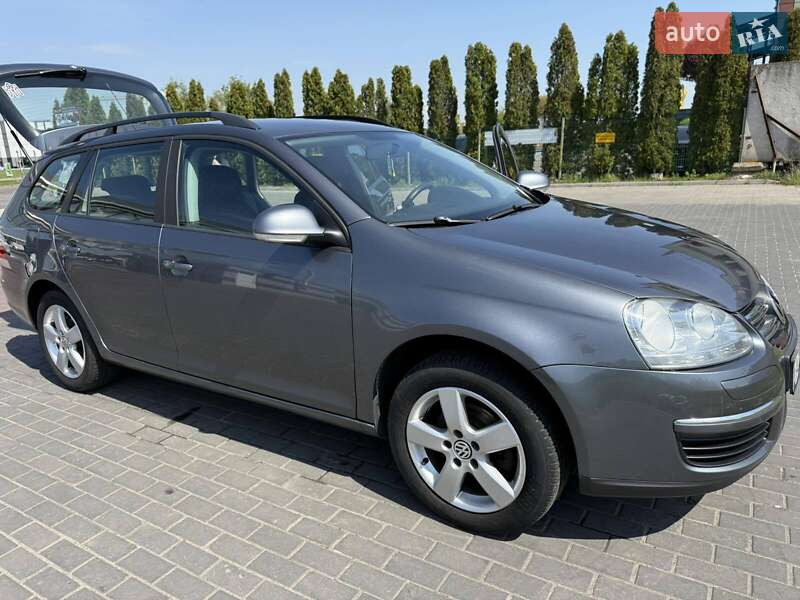 Універсал Volkswagen Golf 2007 в Луцьку