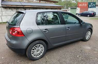 Хетчбек Volkswagen Golf 2007 в 