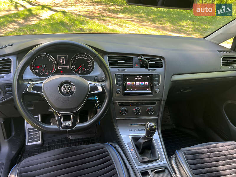 Хетчбек Volkswagen Golf 2013 в Мурованих Курилівцях