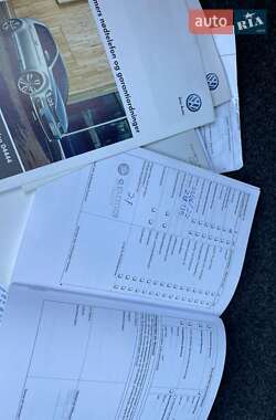 Хэтчбек Volkswagen Golf 2011 в 