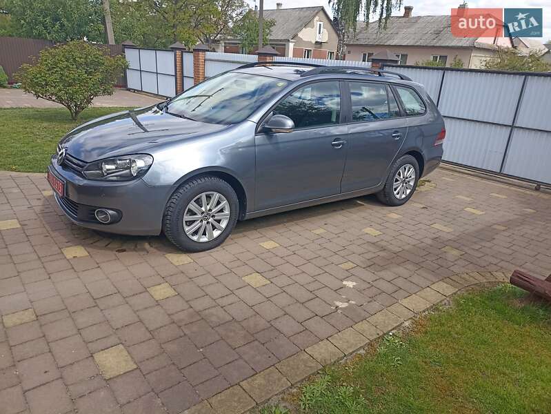 Универсал Volkswagen Golf 2009 в 