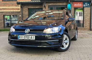 Універсал Volkswagen Golf 2019 в 