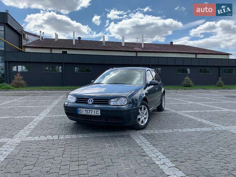Volkswagen Golf 2003