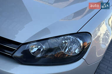 Універсал Volkswagen Golf 2010 в 