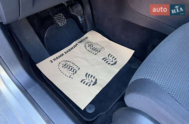 Універсал Volkswagen Golf 2010 в 