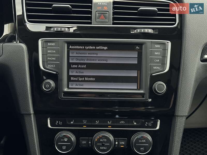 Універсал Volkswagen Golf 2015 в Києві