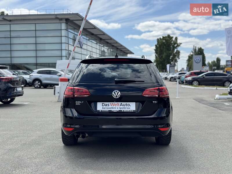 Універсал Volkswagen Golf 2015 в Києві