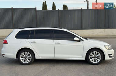 Універсал Volkswagen Golf 2014 в 