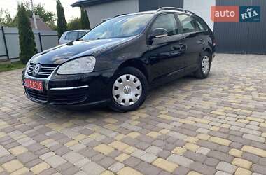 Универсал Volkswagen Golf 2008 в Нововолынске