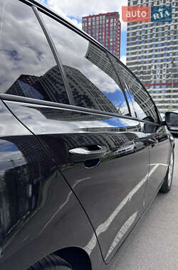 Хетчбек Volkswagen Golf 2010 в 