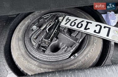 Хетчбек Volkswagen Golf 2010 в 