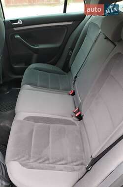 Универсал Volkswagen Golf 2009 в 