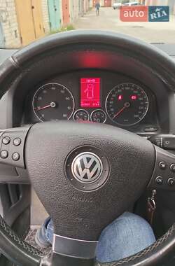 Универсал Volkswagen Golf 2009 в 