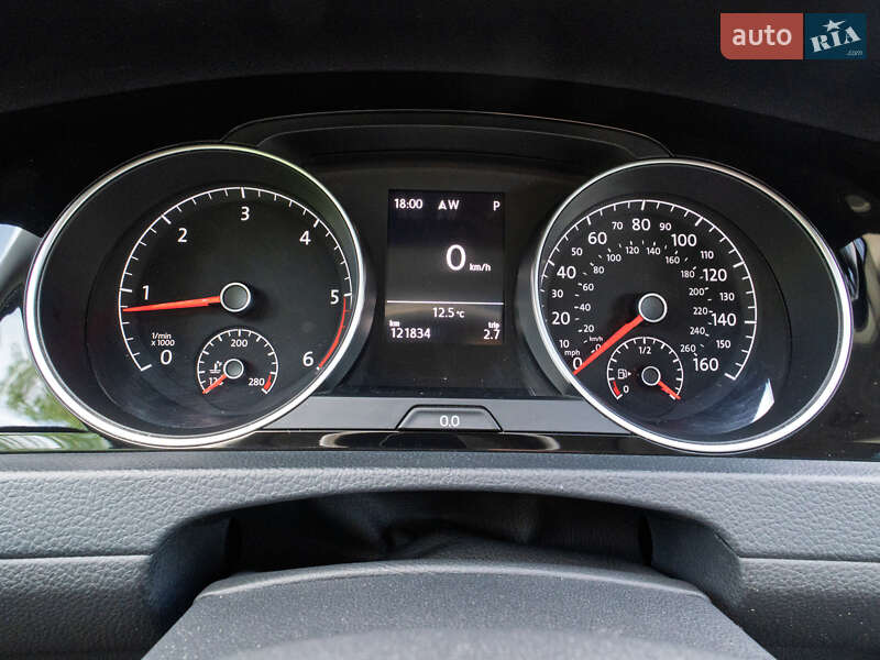 Універсал Volkswagen Golf 2015 в Києві